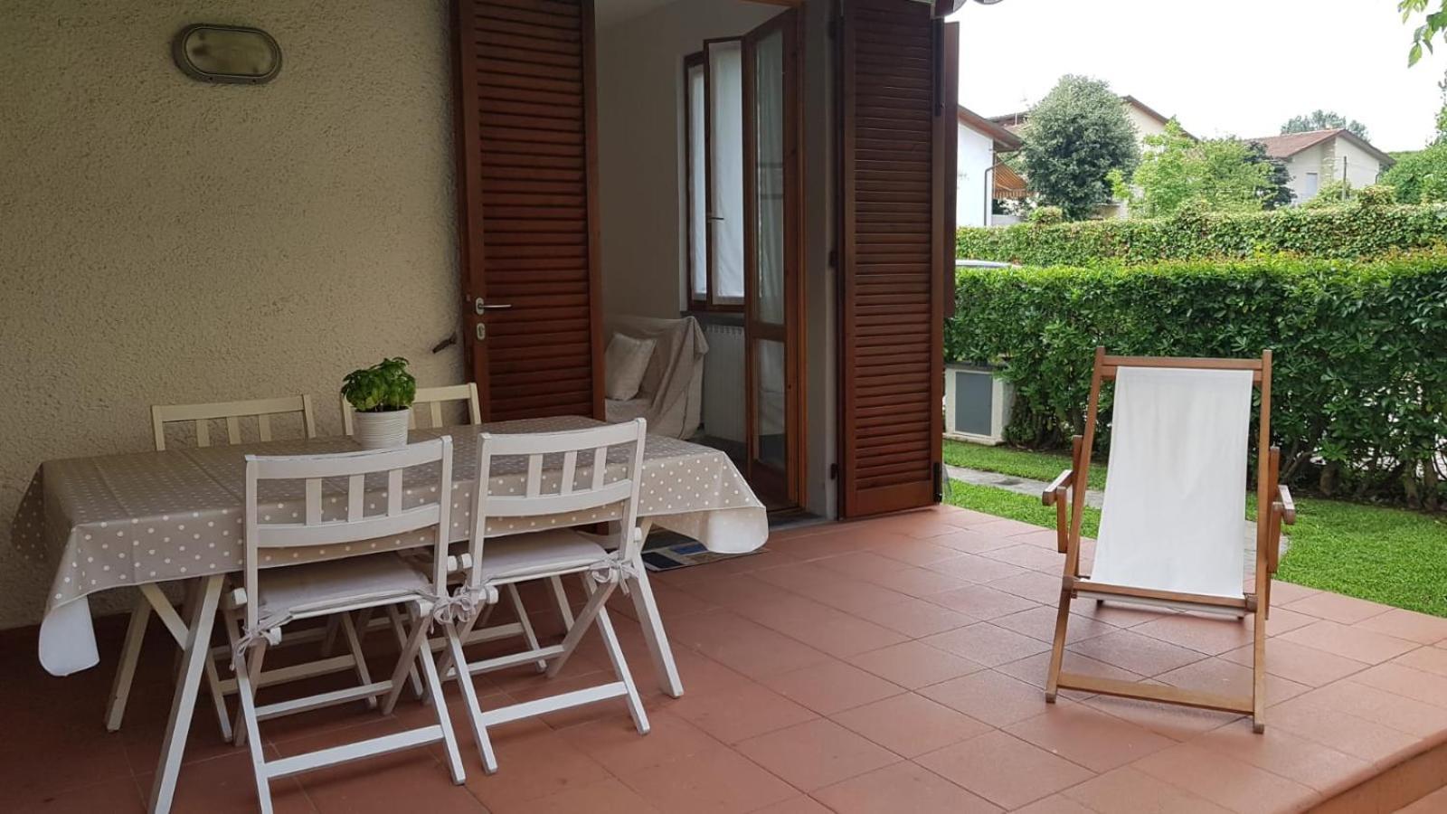 Villetta Cinquale Versilia Eksteriør billede
